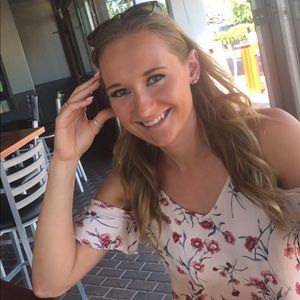 Meet your Posher, Sydnie